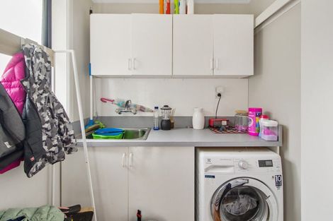 Photo of property in 42 Saint George Street, Watlington, Timaru, 7910