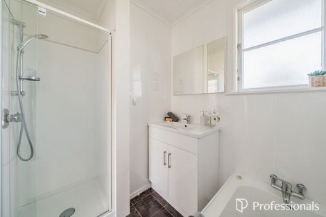 Photo of property in 5 Holly Grove, Maungaraki, Lower Hutt, 5010
