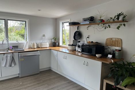 Photo of property in 13 Rata Road, Stanmore Bay, Whangaparaoa, 0932