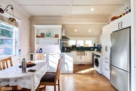 Photo of property in 623a Nelson Street North, Hastings, 4122