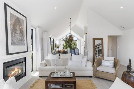 Photo of property in 6 Celmisia Retreat, Papamoa Beach, Papamoa, 3118