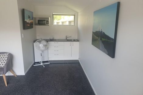Photo of property in 17a Heta Road, Highlands Park, New Plymouth, 4312