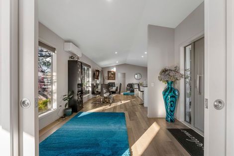 Photo of property in 135 Victory Drive, Wharewaka, Taupo, 3330