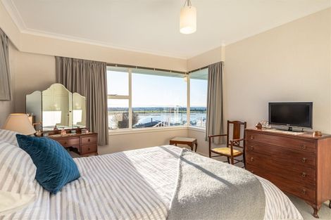 Photo of property in 34 Cannon Hill Crescent, Mount Pleasant, Christchurch, 8081