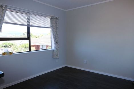 Photo of property in 8 Olive Terrace, Paraparaumu Beach, Paraparaumu, 5032