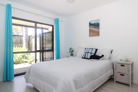 Photo of property in 664 Matarangi Drive, Matarangi, Whitianga, 3592