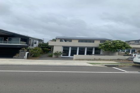 Photo of property in 2/171 Marine Parade, Mount Maunganui, 3116