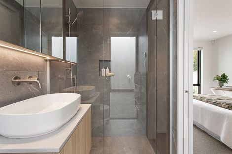 Photo of property in 2a Church Lane, Merivale, Christchurch, 8014