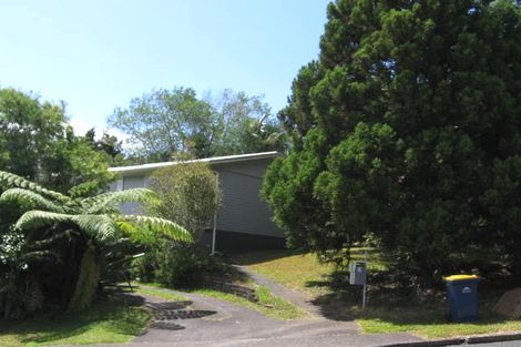 Photo of property in 6 Ridgewood Crescent, Birkenhead, Auckland, 0626