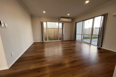 Photo of property in 7 Silvereye Road, Hobsonville, Auckland, 0616