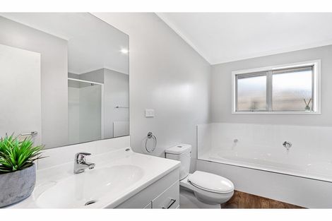 Photo of property in 52 Bradwell Crescent, Halswell, Christchurch, 8025