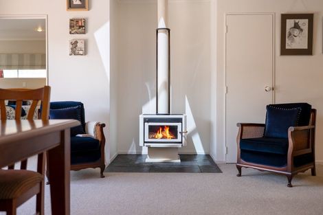 Photo of property in 1 Longfellow Street, Leamington, Cambridge, 3432