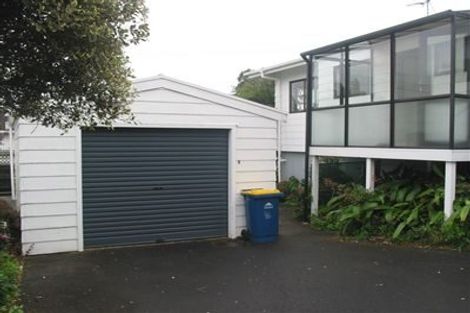 Photo of property in 2/7 Gordon Avenue, Forrest Hill, Auckland, 0620