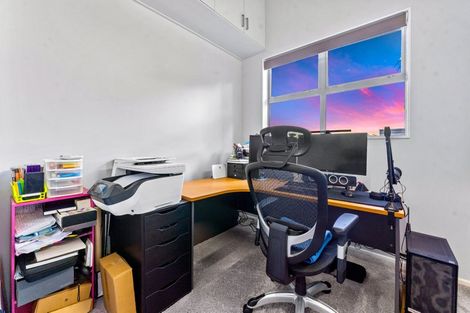 Photo of property in 463 Beach Road, Murrays Bay, Auckland, 0630