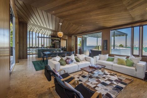 Photo of property in 19 Jubilee Avenue, Devonport, Auckland, 0624