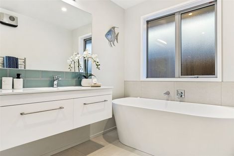 Photo of property in 25 Haughey Drive, Mairehau, Christchurch, 8052