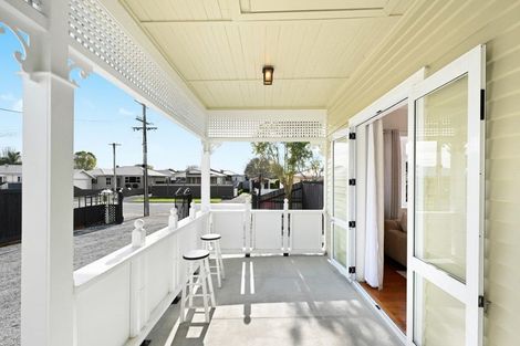 Photo of property in 1 Winter Street, Fairfield, Hamilton, 3214