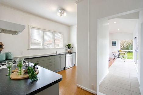 Photo of property in 911 Rangiora Street, Mahora, Hastings, 4120