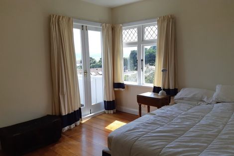 Photo of property in 6 Manuka Terrace, Eastbourne, Lower Hutt, 5013