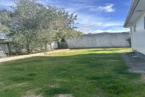 Photo of property in 11 Henry Street, Ebdentown, Upper Hutt, 5018