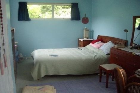 Photo of property in 31 Lavery Place, Sunnynook, Auckland, 0632