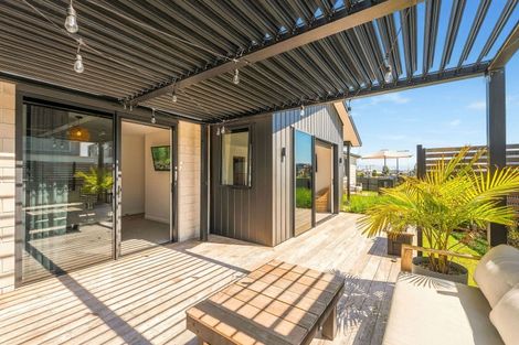 Photo of property in 1 Chrysler Street, Papamoa, 3118