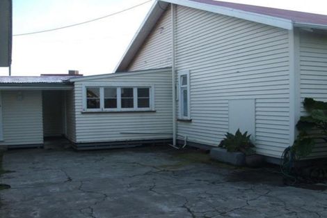 Photo of property in 6 Wakefield Street, Welbourn, New Plymouth, 4310