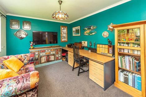 Photo of property in 1 Iwiroa Terrace, Durie Hill, Whanganui, 4500