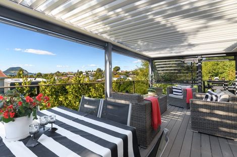 Photo of property in 51 Hillcrest Road, Otumoetai, Tauranga, 3110