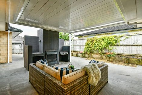 Photo of property in 2 Parkgrove Crescent, Pokeno, 2402