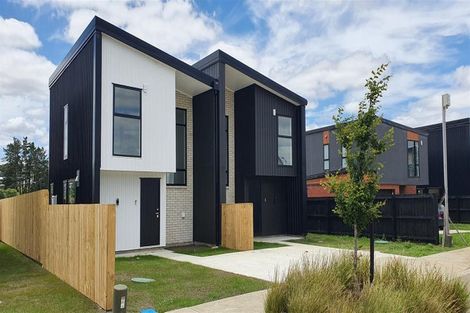 Photo of property in 21 Waikaha Street, Pokeno, 2472