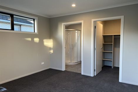 Photo of property in 2/41 Kenney Crescent, Fairfield, Hamilton, 3214