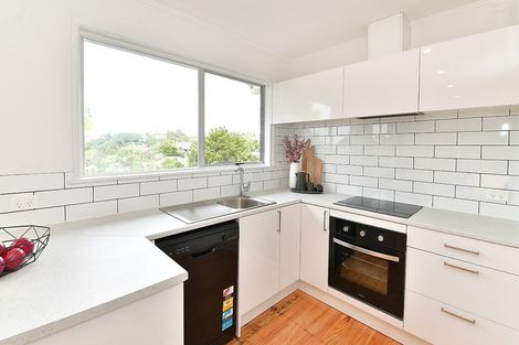 Photo of property in 27 Coronation Road, Hillcrest, Auckland, 0627