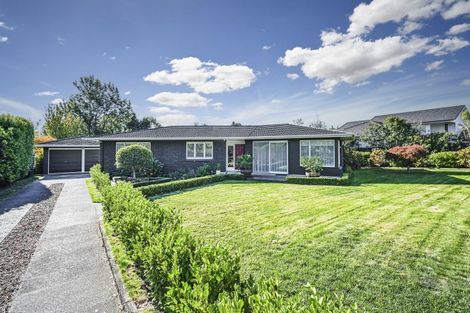 Photo of property in 42 Iona Road, Havelock North, 4130
