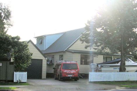 Photo of property in 39 Everglade Drive, Goodwood Heights, Auckland, 2105