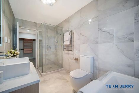 Photo of property in 83 Clarks Beach Road, Clarks Beach, 2122