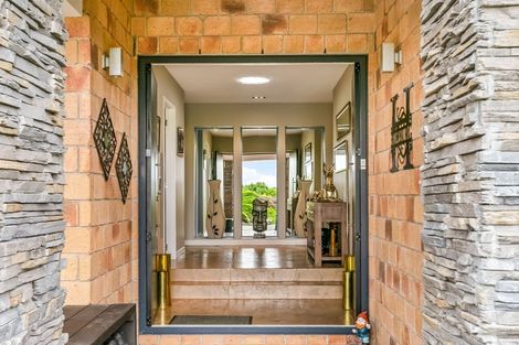 Photo of property in 14 Jenny Lane, Waiuku, 2123