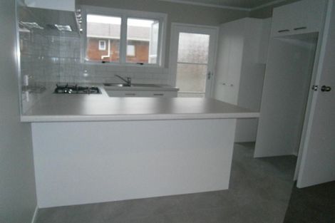 Photo of property in 2/16 Stanniland Street, Sunnyhills, Auckland, 2010