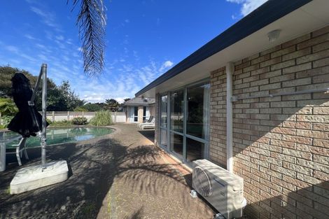 Photo of property in 21 Polo Prince Drive, Totara Park, Manurewa, 2576