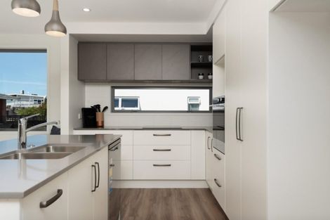 Photo of property in 2a Laing Place, Otumoetai, Tauranga, 3110