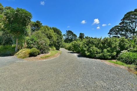 Photo of property in 940 South Head Road, South Head, Helensville, 0874