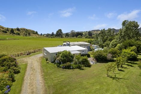 Photo of property in 60 Thompsons Road, Pahiatua, 4982