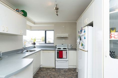 Photo of property in 27 Penney Green, Nawton, Hamilton, 3200