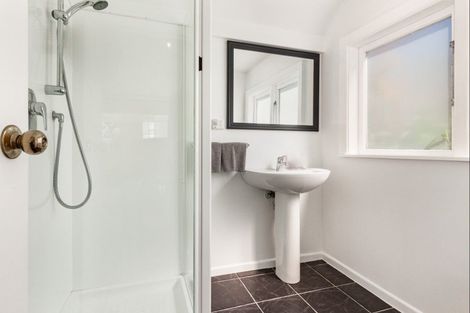 Photo of property in 89 Standen Street, Karori, Wellington, 6012