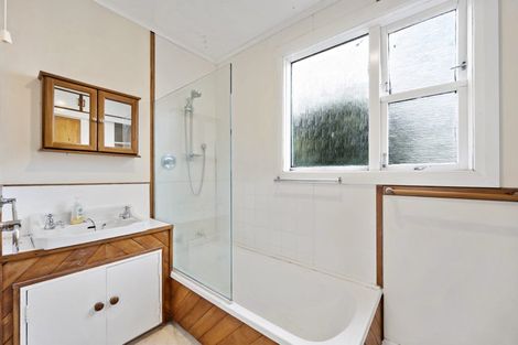 Photo of property in 27 Henry Street, Kilbirnie, Wellington, 6022