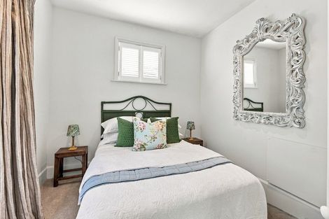 Photo of property in 147a Holly Road, St Albans, Christchurch, 8014