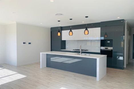 Photo of property in 45 Drumconnell Drive, Flat Bush, Auckland, 2019