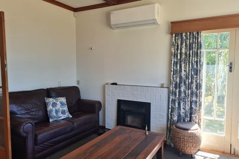 Photo of property in 13 Cambridge Road, Martinborough, 5711