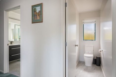 Photo of property in 22 Ashmore Drive, Frankleigh Park, New Plymouth, 4310