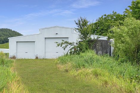 Photo of property in 6 George Street, Ohingaiti, Hunterville, 4785